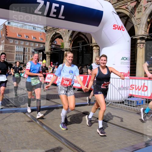 13.09.2026 - 21. swb-Marathon Bremen Tim E. http://msf.ph/oto/10388864 13.09.2026 13:30:42 Ziel 625, 881, 1067, 1909, 2265, 2364, 2900, 3163, 3164, 3425, 4058, 4415, 4425, 4748, 4763, 5506, 6988, 7821, 8090, 8105, 8116, 8117, 8169, 8314, 8494, 8762, 8878, 8966, 9011, 9015, 9108, 9412, 9695 meine-sportfotos.de
