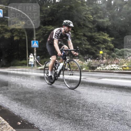 13.09.2026 - Stadtparktriathlon H.Heesch http://msf.ph/oto/10388869 13.09.2026 12:38:57 Radfahren 1109, 1273 meine-sportfotos.de