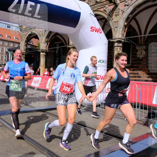 13.09.2026 - 21. swb-Marathon Bremen Tim E. http://msf.ph/oto/10388878 13.09.2026 13:30:42 Ziel 625, 881, 1067, 1909, 2265, 2364, 2900, 3163, 3164, 3425, 4058, 4415, 4425, 4748, 4763, 5506, 6988, 7821, 8090, 8105, 8116, 8117, 8169, 8314, 8494, 8762, 8878, 8966, 9011, 9015, 9108, 9412, 9695 meine-sportfotos.de