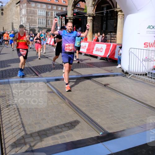 13.09.2026 - 21. swb-Marathon Bremen Tim E. http://msf.ph/oto/10388949 13.09.2026 13:30:48 Ziel 625, 1067, 2265, 2452, 2723, 2900, 3163, 3164, 3425, 4058, 4206, 4332, 4342, 4415, 4425, 4748, 4757, 5506, 5551, 6134, 6347, 6523, 6988, 7253, 7567, 7645, 7821, 8090, 8105, 8116, 8117, 8169, 8314, 8494, 8762, 8878, 8966, 9011, 9108, 9412, 9695, 9825 meine-sportfotos.de