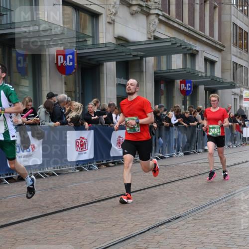 13.09.2026 - 21. swb-Marathon Bremen Strokosch-Dieckow http://msf.ph/oto/10388989 13.09.2026 12:59:07 Ziel 466, 658, 862, 1248, 1508, 1751, 1800, 1993, 2651, 3251, 4096, 5316, 8383, 9533, 1118, 1508, 1576, 3584, 3624, 3688, 4399, 4847, 6929, 6991, 8065, 8994, 9120, 9329 meine-sportfotos.de