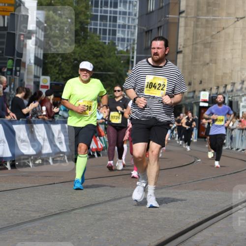 13.09.2026 - 21. swb-Marathon Bremen Strokosch-Dieckow http://msf.ph/oto/10389192 13.09.2026 11:10:39 Ziel 10002, 10169, 10361, 10362, 10706, 10719, 10791, 10890, 10963, 11080, 11382, 11725, 11732, 11933, 11957, 11982, 12117, 12227, 12293, 12454, 12550, 10148, 10163, 10461, 10462, 10547, 10911, 11043, 11047, 11327, 11335, 11465, 11513, 11756, 11846 meine-sportfotos.de