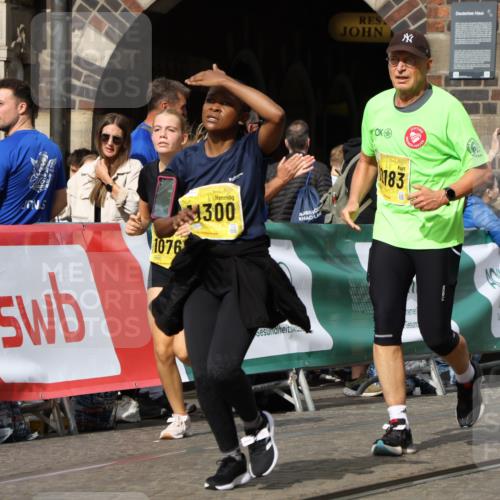 13.09.2026 - 21. swb-Marathon Bremen Strokosch-Dieckow http://msf.ph/oto/10389246 13.09.2026 11:10:42 Ziel 10002, 10169, 10247, 10361, 10362, 10422, 10706, 10719, 10791, 10890, 10963, 11080, 11382, 11725, 11732, 11957, 11982, 12227, 12293, 12454, 12550, 10148, 10163, 10461, 10462, 10547, 10792, 10911, 11043, 11047, 11327, 11335, 11465, 11513, 11756 meine-sportfotos.de
