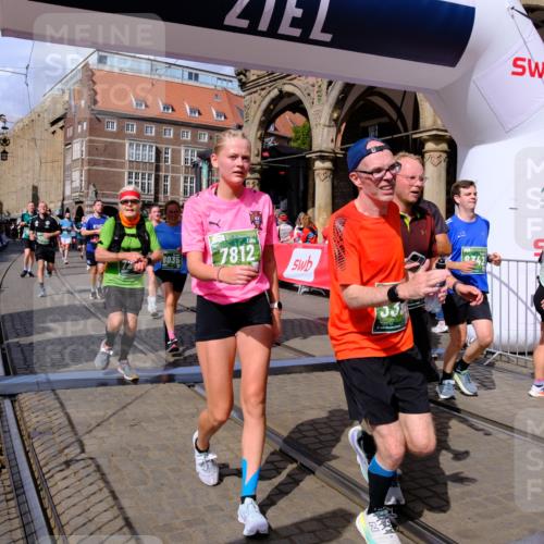 13.09.2026 - 21. swb-Marathon Bremen Tim E. http://msf.ph/oto/10389274 13.09.2026 13:31:39 Ziel 217, 922, 1398, 1627, 2244, 2602, 2707, 3152, 3343, 3392, 3396, 3579, 3762, 4258, 4477, 5375, 5504, 5673, 5720, 5765, 5979, 6147, 6619, 6968, 6971, 7001, 7296, 7812, 8035, 8097, 8239, 8339, 8342, 8726, 9147, 9155, 9337, 9822, 13066 meine-sportfotos.de