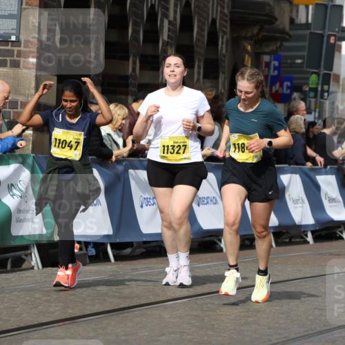 13.09.2026 - 21. swb-Marathon Bremen Strokosch-Dieckow http://msf.ph/oto/10389318 13.09.2026 11:10:50 Ziel 10002, 10169, 10247, 10361, 10362, 10422, 10706, 10719, 10768, 10791, 10890, 11080, 11283, 11298, 11300, 11309, 11382, 11583, 11736, 11957, 11982, 12183, 12227, 12454, 12550, 10148, 10163, 10527, 10547, 10644, 10653, 10792, 10841, 11043, 11237, 11483, 11691, 11756, 11993, 12401, 12507 meine-sportfotos.de