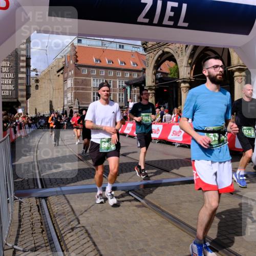 13.09.2026 - 21. swb-Marathon Bremen Tim E. http://msf.ph/oto/10389320 13.09.2026 13:31:47 Ziel 922, 1600, 1627, 2602, 2707, 3152, 3343, 3392, 3579, 3859, 4258, 4273, 4692, 4889, 5375, 5426, 5504, 5720, 5765, 5979, 6039, 6147, 6581, 6968, 6971, 7001, 7032, 7296, 8035, 8042, 8205, 8239, 8339, 8364, 8495, 8522, 9155, 9293, 9822, 9903, 13066 meine-sportfotos.de