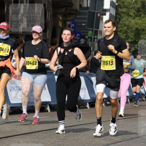 13.09.2026 - 21. swb-Marathon Bremen Strokosch-Dieckow http://msf.ph/oto/10389347 13.09.2026 11:10:54 Ziel 10002, 10169, 10247, 10422, 10719, 10768, 10791, 10890, 11047, 11283, 11298, 11300, 11309, 11583, 11736, 11846, 11957, 11982, 12183, 12227, 12454, 12550, 10313, 10527, 10644, 10653, 10792, 10841, 11062, 11141, 11237, 11483, 11679, 11691, 11993, 12401, 12507 meine-sportfotos.de