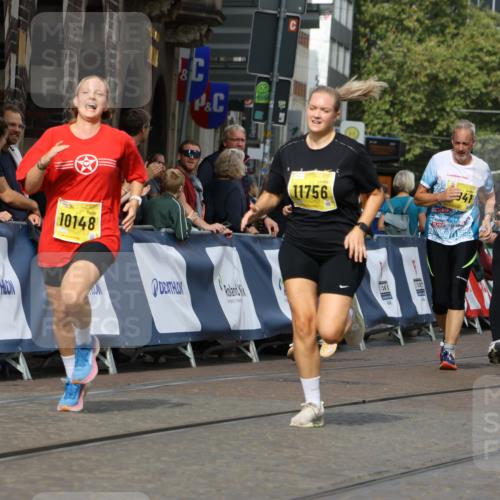 13.09.2026 - 21. swb-Marathon Bremen Strokosch-Dieckow http://msf.ph/oto/10389425 13.09.2026 11:11:01 Ziel 10247, 10422, 10461, 10462, 10768, 10911, 11047, 11283, 11298, 11300, 11309, 11327, 11335, 11465, 11513, 11583, 11736, 11846, 12183, 10313, 10419, 10527, 10611, 10644, 11062, 11141, 11231, 11483, 11679, 11745, 12148, 12396, 12507 meine-sportfotos.de