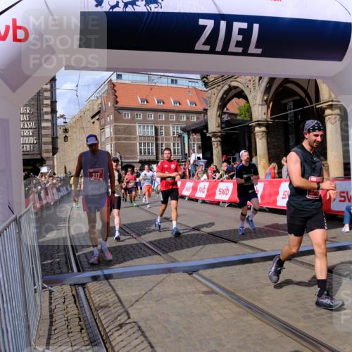 13.09.2026 - 21. swb-Marathon Bremen Tim E. http://msf.ph/oto/10389454 13.09.2026 13:31:59 Ziel 310, 1600, 3115, 3239, 3244, 3278, 3858, 3859, 3989, 4030, 4164, 4273, 4692, 4889, 4998, 5158, 5363, 5426, 5899, 6039, 6062, 6100, 6193, 6213, 6354, 6581, 6602, 7032, 7260, 7608, 7790, 7941, 7964, 8042, 8078, 8166, 8205, 8206, 8364, 8495, 8522, 9033, 9188, 9293, 9568, 9785, 9903, 9914, 13151, 13231 meine-sportfotos.de