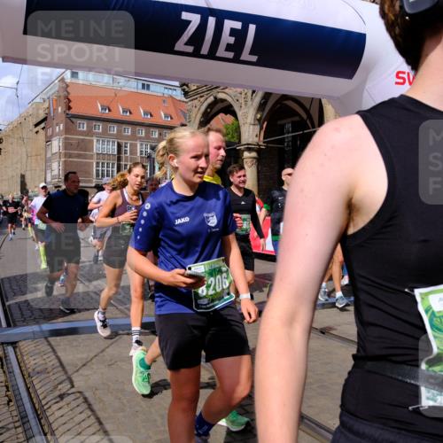 13.09.2026 - 21. swb-Marathon Bremen Tim E. http://msf.ph/oto/10389507 13.09.2026 13:32:06 Ziel 310, 578, 846, 3115, 3205, 3239, 3244, 3278, 3858, 3989, 4030, 4164, 4998, 5158, 5325, 5363, 5426, 5899, 6062, 6100, 6193, 6213, 6354, 6602, 7242, 7260, 7608, 7790, 7941, 7964, 8048, 8078, 8166, 8206, 8247, 8970, 9016, 9033, 9188, 9568, 9785, 9914, 13151, 13231 meine-sportfotos.de