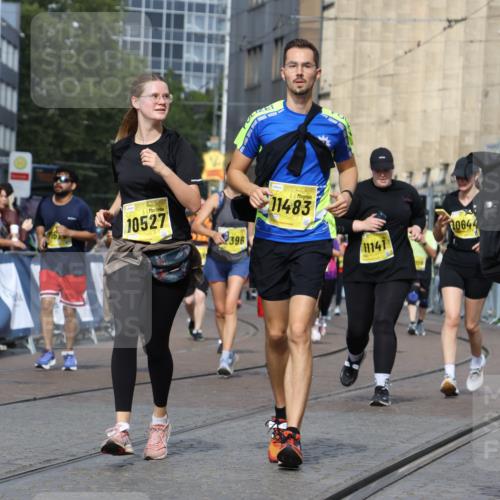 13.09.2026 - 21. swb-Marathon Bremen Strokosch-Dieckow http://msf.ph/oto/10389542 13.09.2026 11:11:10 Ziel 10148, 10163, 10461, 10462, 10547, 10653, 10792, 10841, 10911, 11043, 11047, 11237, 11309, 11327, 11335, 11465, 11513, 11583, 11756, 11846, 11993, 10419, 10611, 11036, 11216, 11231, 11458, 11745, 11870, 12126, 12148, 12396, 12464 meine-sportfotos.de