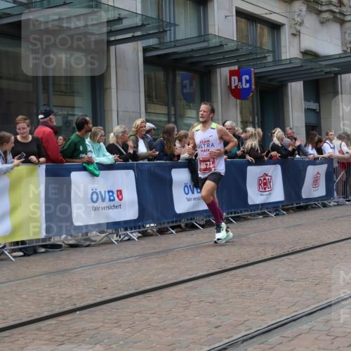 13.09.2026 - 21. swb-Marathon Bremen Strokosch-Dieckow http://msf.ph/oto/10389565 13.09.2026 13:00:20 Ziel 371, 453, 1136, 1550, 1754, 2141, 4904, 8749, 603, 671, 735, 912, 1571, 1758, 1911, 1930, 2683, 5776, 7015, 7170, 8689 meine-sportfotos.de