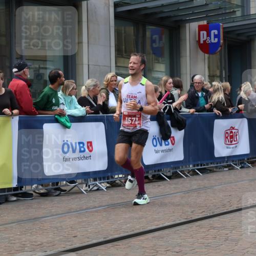 13.09.2026 - 21. swb-Marathon Bremen Strokosch-Dieckow http://msf.ph/oto/10389569 13.09.2026 13:00:21 Ziel 371, 453, 1136, 1550, 1754, 2141, 4904, 8749, 9849, 603, 671, 735, 912, 1571, 1758, 1911, 1930, 2683, 5776, 7015, 7170, 8689 meine-sportfotos.de