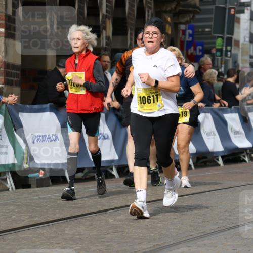 13.09.2026 - 21. swb-Marathon Bremen Strokosch-Dieckow http://msf.ph/oto/10389629 13.09.2026 11:11:20 Ziel 10148, 10163, 10313, 10527, 10547, 10644, 10653, 10792, 10841, 11043, 11062, 11141, 11237, 11335, 11465, 11483, 11679, 11691, 11756, 11993, 12401, 12507, 10155, 10510, 10511, 10546, 10977, 11036, 11216, 11289, 11533, 11702, 11870, 12126, 12220, 12286, 12311, 12336, 12464, 12508 meine-sportfotos.de