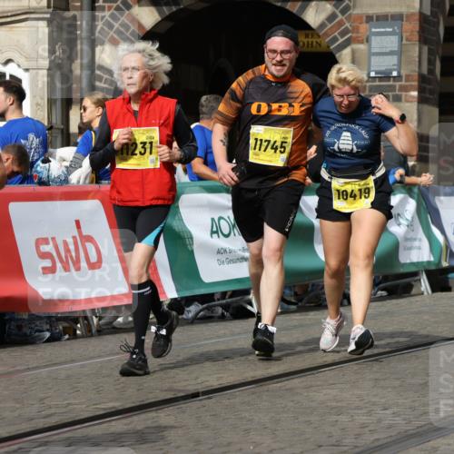 13.09.2026 - 21. swb-Marathon Bremen Strokosch-Dieckow http://msf.ph/oto/10389656 13.09.2026 11:11:24 Ziel 10163, 10313, 10527, 10611, 10644, 10653, 10792, 10841, 11043, 11062, 11141, 11237, 11483, 11679, 11691, 11993, 12396, 12401, 12507, 10155, 10510, 10511, 10546, 10552, 10977, 11239, 11289, 11533, 11702, 11927, 12082, 12220, 12286, 12311, 12336, 12508, 12553 meine-sportfotos.de