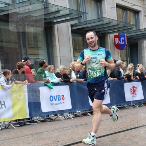 13.09.2026 - 21. swb-Marathon Bremen Strokosch-Dieckow http://msf.ph/oto/10389661 13.09.2026 13:00:37 Ziel 371, 6359, 8749, 9849, 371, 453, 1136, 1550, 1754, 2141, 2683, 4904, 5776, 7015 meine-sportfotos.de