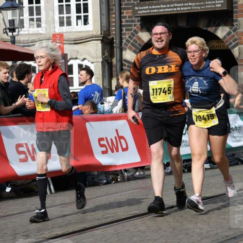 13.09.2026 - 21. swb-Marathon Bremen Strokosch-Dieckow http://msf.ph/oto/10389686 13.09.2026 11:11:25 Ziel 10313, 10527, 10611, 10644, 10653, 10792, 10841, 11043, 11062, 11141, 11237, 11483, 11679, 11691, 11993, 12396, 12401, 12507, 10155, 10510, 10511, 10546, 10552, 10977, 11239, 11289, 11533, 11702, 11927, 12082, 12220, 12286, 12311, 12336, 12508, 12553 meine-sportfotos.de