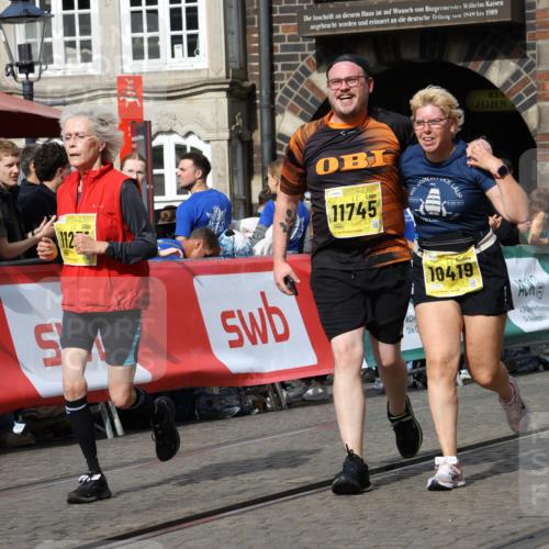 13.09.2026 - 21. swb-Marathon Bremen Strokosch-Dieckow http://msf.ph/oto/10389692 13.09.2026 11:11:25 Ziel 10313, 10527, 10611, 10644, 10653, 10792, 10841, 11043, 11062, 11141, 11237, 11483, 11679, 11691, 11993, 12396, 12401, 12507, 10155, 10510, 10511, 10546, 10552, 10977, 11239, 11289, 11533, 11702, 11927, 12082, 12220, 12286, 12311, 12336, 12508, 12553 meine-sportfotos.de