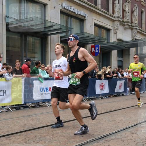 13.09.2026 - 21. swb-Marathon Bremen Strokosch-Dieckow http://msf.ph/oto/10389741 13.09.2026 13:00:46 Ziel 1619, 3019, 5663, 6359, 9849, 371, 453, 1136, 1550, 1754, 2141, 4904, 8749, 9849 meine-sportfotos.de