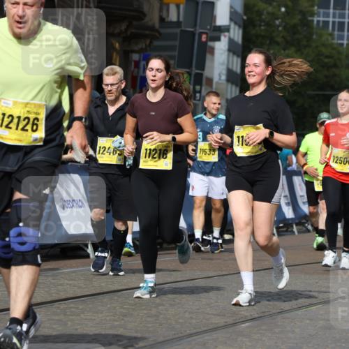 13.09.2026 - 21. swb-Marathon Bremen Strokosch-Dieckow http://msf.ph/oto/10389772 13.09.2026 11:11:30 Ziel 10313, 10419, 10527, 10611, 10644, 10653, 11062, 11141, 11231, 11458, 11483, 11679, 11691, 11745, 11993, 12148, 12396, 12401, 12507, 10155, 10510, 10511, 10552, 10616, 10977, 11239, 11533, 11927, 12082, 12286, 12311, 12336, 12553 meine-sportfotos.de
