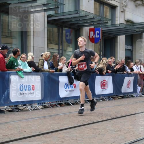 13.09.2026 - 21. swb-Marathon Bremen Strokosch-Dieckow http://msf.ph/oto/10389778 13.09.2026 13:00:49 Ziel 1411, 1619, 3019, 4328, 5663, 6359, 371, 453, 1136, 1550, 1754, 2141, 4904, 8749, 9849 meine-sportfotos.de