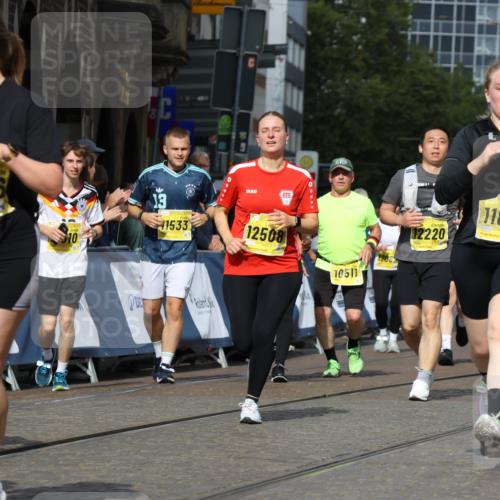 13.09.2026 - 21. swb-Marathon Bremen Strokosch-Dieckow http://msf.ph/oto/10389782 13.09.2026 11:11:33 Ziel 10313, 10419, 10527, 10611, 10644, 11062, 11141, 11231, 11458, 11483, 11679, 11745, 12126, 12148, 12396, 12507, 10155, 10552, 10616, 11239, 11927, 12082, 12286, 12336, 12553 meine-sportfotos.de
