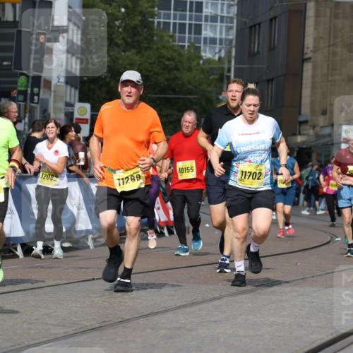 13.09.2026 - 21. swb-Marathon Bremen Strokosch-Dieckow http://msf.ph/oto/10389804 13.09.2026 11:11:36 Ziel 10313, 10419, 10611, 10644, 11036, 11062, 11141, 11216, 11231, 11458, 11679, 11745, 11870, 12126, 12148, 12396, 12464, 12507, 10552, 10616, 11239, 11927, 12082, 12553 meine-sportfotos.de