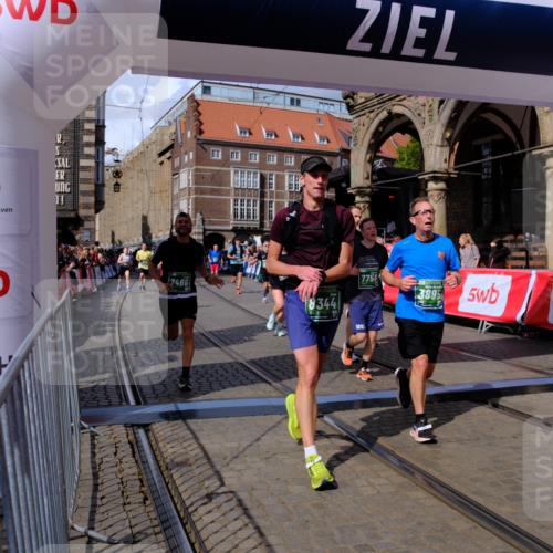 13.09.2026 - 21. swb-Marathon Bremen Tim E. http://msf.ph/oto/10389806 13.09.2026 13:33:03 Ziel 891, 1437, 2611, 2638, 3354, 3878, 3895, 3902, 4233, 4323, 4862, 5009, 5398, 5581, 5657, 6018, 6583, 6718, 6786, 7016, 7466, 7758, 8344, 8367, 8506, 10048, 13164, 13232, 13234, 13247 meine-sportfotos.de