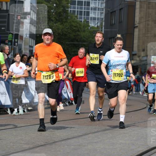 13.09.2026 - 21. swb-Marathon Bremen Strokosch-Dieckow http://msf.ph/oto/10389823 13.09.2026 11:11:36 Ziel 10313, 10419, 10611, 10644, 11036, 11062, 11141, 11216, 11231, 11458, 11679, 11745, 11870, 12126, 12148, 12396, 12464, 12507, 10552, 10616, 11239, 11927, 12082, 12553 meine-sportfotos.de