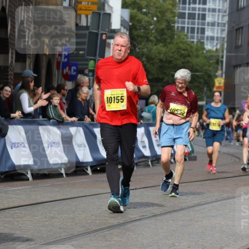 13.09.2026 - 21. swb-Marathon Bremen Strokosch-Dieckow http://msf.ph/oto/10389831 13.09.2026 11:11:41 Ziel 10419, 10546, 10611, 11036, 11216, 11231, 11289, 11458, 11702, 11745, 11870, 12126, 12148, 12220, 12396, 12464, 12508, 10582, 10616 meine-sportfotos.de
