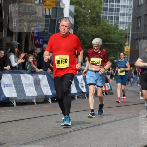 13.09.2026 - 21. swb-Marathon Bremen Strokosch-Dieckow http://msf.ph/oto/10389848 13.09.2026 11:11:42 Ziel 10419, 10546, 10611, 11036, 11216, 11231, 11289, 11458, 11702, 11745, 11870, 12126, 12148, 12220, 12311, 12396, 12464, 12508, 10582, 10616 meine-sportfotos.de