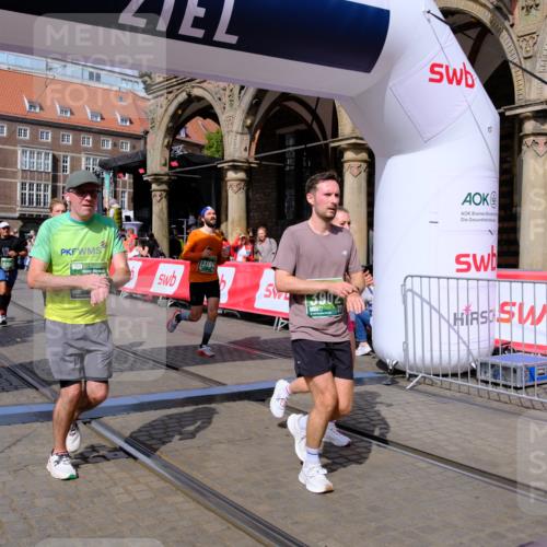 13.09.2026 - 21. swb-Marathon Bremen Tim E. http://msf.ph/oto/10389855 13.09.2026 13:33:14 Ziel 891, 1532, 2440, 2638, 2959, 3167, 3404, 3710, 3773, 3902, 4194, 4233, 4659, 5009, 5090, 5410, 5581, 5706, 5749, 5981, 6018, 6786, 6941, 7756, 7788, 8367, 8506, 9292, 9406, 9745, 9829, 10048, 13019, 13039, 13092, 13093, 13146, 13164, 13232, 13234, 13247 meine-sportfotos.de
