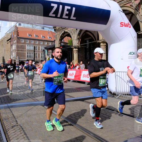 13.09.2026 - 21. swb-Marathon Bremen Tim E. http://msf.ph/oto/10389894 13.09.2026 13:33:17 Ziel 891, 1532, 2440, 2638, 2959, 3167, 3404, 3710, 3773, 3902, 4194, 4233, 4659, 5090, 5395, 5410, 5706, 5749, 5981, 6018, 6786, 6941, 7756, 7788, 8061, 9269, 9292, 9406, 9745, 9829, 10048, 13019, 13028, 13039, 13092, 13093, 13146, 13164, 13232, 13234, 13247 meine-sportfotos.de