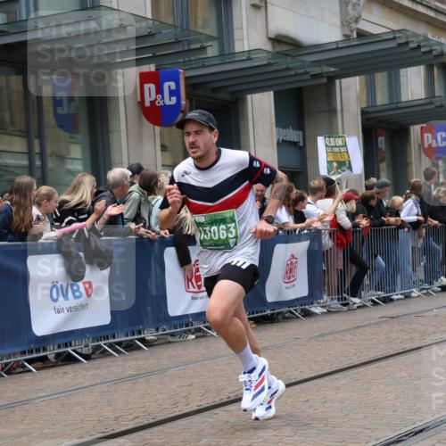 13.09.2026 - 21. swb-Marathon Bremen Strokosch-Dieckow http://msf.ph/oto/10389941 13.09.2026 13:01:19 Ziel 1614, 4118, 4696, 5369, 5996, 7950, 9137, 13063, 13168, 1411, 1619, 3019, 4328, 5663 meine-sportfotos.de