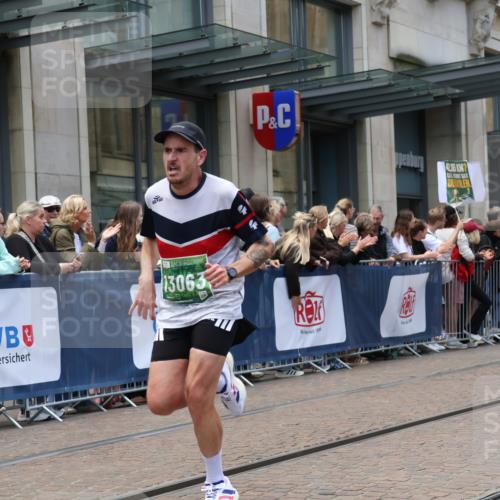 13.09.2026 - 21. swb-Marathon Bremen Strokosch-Dieckow http://msf.ph/oto/10389946 13.09.2026 13:01:20 Ziel 1614, 4118, 4696, 5369, 5996, 7950, 9137, 13063, 13168, 1411, 1619, 3019, 4328, 5663 meine-sportfotos.de