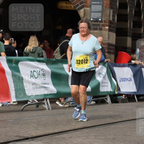 13.09.2026 - 21. swb-Marathon Bremen Strokosch-Dieckow http://msf.ph/oto/10389964 13.09.2026 11:12:17 Ziel 10490, 10582, 11585, 10213, 10406, 10414, 10909, 11716, 12327 meine-sportfotos.de
