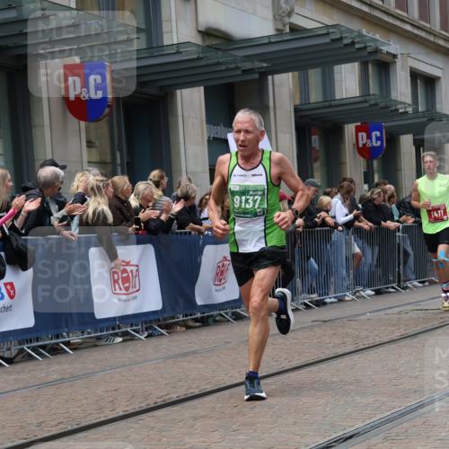 13.09.2026 - 21. swb-Marathon Bremen Strokosch-Dieckow http://msf.ph/oto/10390003 13.09.2026 13:01:28 Ziel 1614, 4696, 4739, 5369, 5601, 7950, 9137, 9233, 13168, 1411, 1619, 3019, 4118, 4328, 5663, 5996, 13063 meine-sportfotos.de