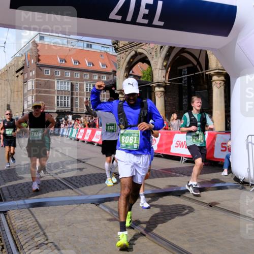 13.09.2026 - 21. swb-Marathon Bremen Tim E. http://msf.ph/oto/10390029 13.09.2026 13:33:31 Ziel 831, 1124, 2283, 2393, 2440, 2818, 2959, 2980, 3710, 4243, 4260, 4408, 4492, 4536, 4565, 4659, 5040, 5191, 5324, 5395, 5410, 5749, 5790, 5914, 5981, 6614, 6777, 6915, 7145, 7421, 7467, 7788, 7789, 7830, 8061, 9269, 9616, 9856, 13019, 13028, 13084, 13092, 13093, 13101 meine-sportfotos.de