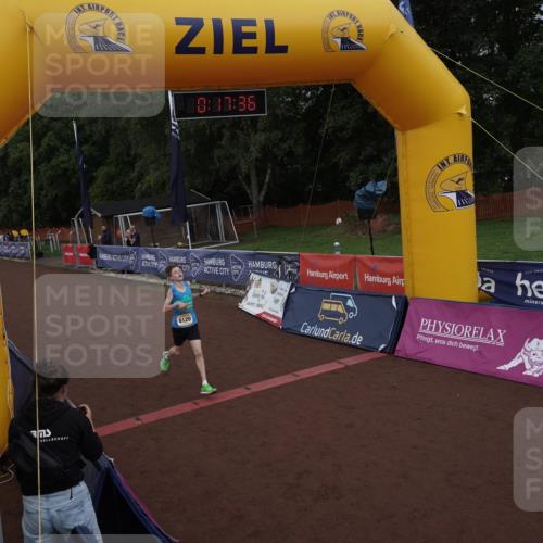 13.09.2026 - Airport Race Dennis Weichert http://msf.ph/oto/10390057 13.09.2026 10:18:10 Ziel  meine-sportfotos.de