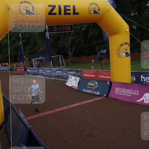 13.09.2026 - Airport Race Dennis Weichert http://msf.ph/oto/10390076 13.09.2026 10:18:33 Ziel  meine-sportfotos.de