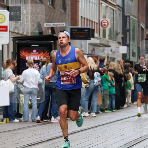 13.09.2026 - 21. swb-Marathon Bremen Strokosch-Dieckow http://msf.ph/oto/10390119 13.09.2026 13:01:56 Ziel 1667, 9583, 1614, 4696, 4739, 5369, 5601, 7950, 9137, 9233, 13168 meine-sportfotos.de