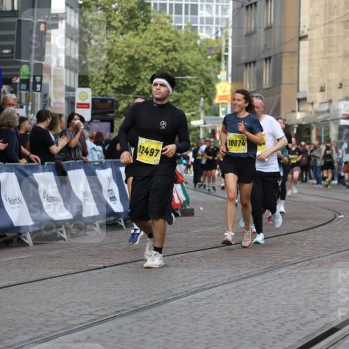 13.09.2026 - 21. swb-Marathon Bremen Strokosch-Dieckow http://msf.ph/oto/10390124 13.09.2026 11:12:39 Ziel 10213, 10406, 10414, 10909, 11052, 11633, 11716, 12012, 12327, 10483, 11657, 11671, 11832, 12234, 12423 meine-sportfotos.de