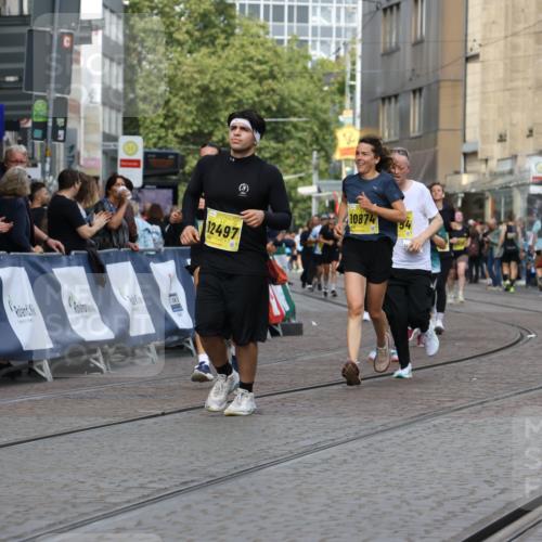 13.09.2026 - 21. swb-Marathon Bremen Strokosch-Dieckow http://msf.ph/oto/10390128 13.09.2026 11:12:40 Ziel 10213, 10406, 10414, 10909, 11052, 11633, 11716, 12012, 12327, 10483, 11657, 11671, 11832, 12423 meine-sportfotos.de