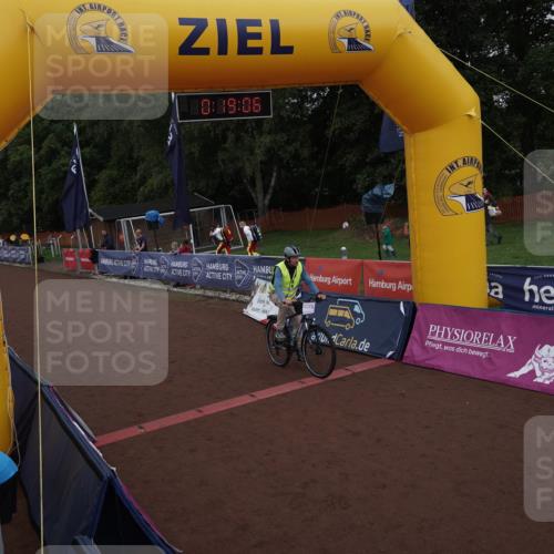 13.09.2026 - Airport Race Dennis Weichert http://msf.ph/oto/10390143 13.09.2026 10:19:40 Ziel 5257 meine-sportfotos.de