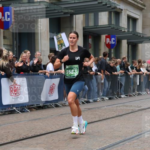 13.09.2026 - 21. swb-Marathon Bremen Strokosch-Dieckow http://msf.ph/oto/10390156 13.09.2026 13:02:02 Ziel 9583, 1614, 1667, 4696, 4739, 5601, 9137, 9233 meine-sportfotos.de