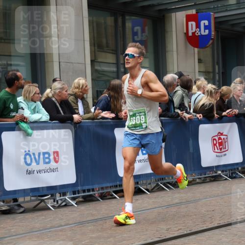 13.09.2026 - 21. swb-Marathon Bremen Strokosch-Dieckow http://msf.ph/oto/10390211 13.09.2026 13:02:20 Ziel 1795, 1850, 3609, 6918, 7841, 13237, 1667, 9583 meine-sportfotos.de