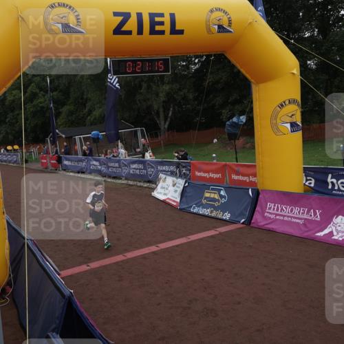 13.09.2026 - Airport Race Dennis Weichert http://msf.ph/oto/10390230 13.09.2026 10:21:48 Ziel 5245, 5300 meine-sportfotos.de