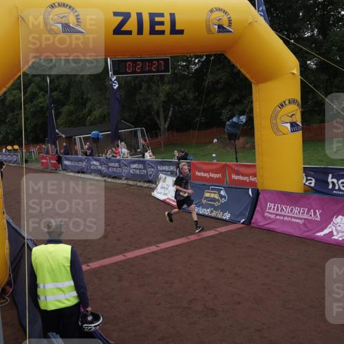 13.09.2026 - Airport Race Dennis Weichert http://msf.ph/oto/10390239 13.09.2026 10:22:00 Ziel 5309, 5388 meine-sportfotos.de
