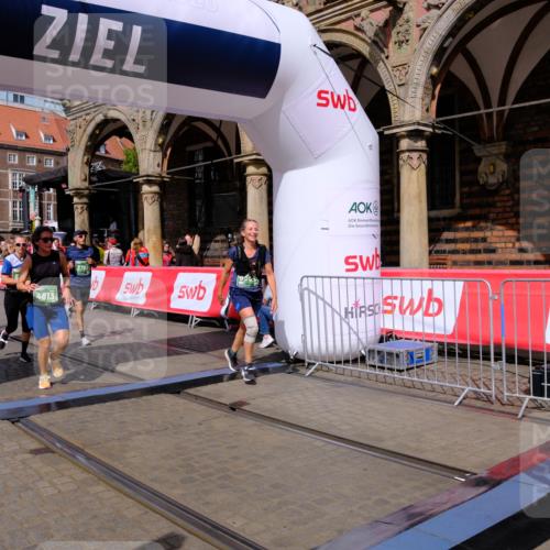 13.09.2026 - 21. swb-Marathon Bremen Tim E. http://msf.ph/oto/10390255 13.09.2026 13:34:22 Ziel 1364, 1656, 2355, 2464, 2727, 3162, 3389, 3522, 3632, 3790, 3984, 4613, 5265, 5341, 5489, 5563, 5587, 5768, 6090, 6151, 6350, 6405, 6509, 6623, 7047, 7113, 7303, 7431, 7897, 7988, 8025, 8512, 8641, 8870, 8910, 9905, 10058, 13118 meine-sportfotos.de