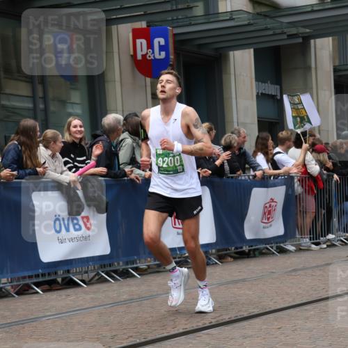13.09.2026 - 21. swb-Marathon Bremen Strokosch-Dieckow http://msf.ph/oto/10390359 13.09.2026 13:02:50 Ziel 1862, 7206, 7478, 8028, 8319, 8325, 8331, 8756, 9200, 1381, 1795, 1850, 1862, 3609, 6918, 7265, 7841, 13237 meine-sportfotos.de
